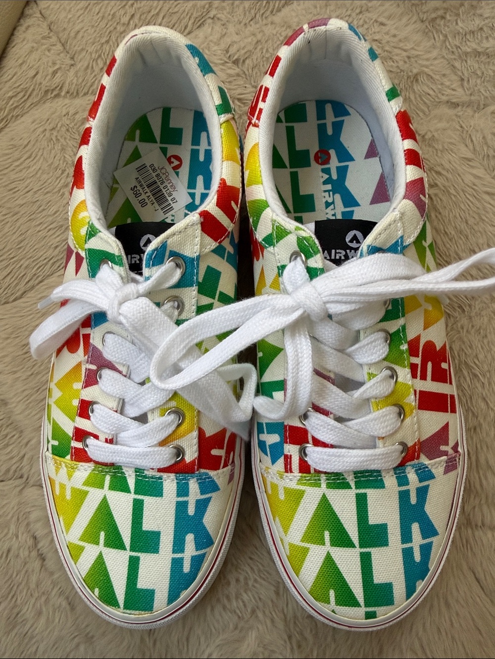 Airwalk Alya-J Rainbow Logo Print Canvas Tennis Sneakers NWOB. Women’s